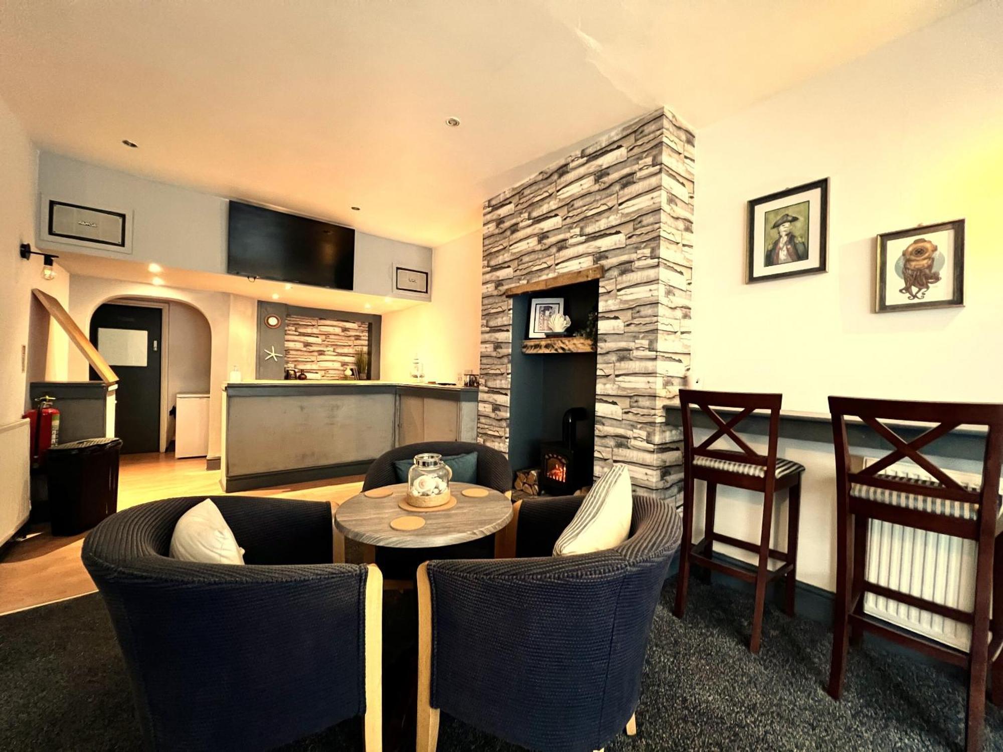 Cove Affittacamere 3*